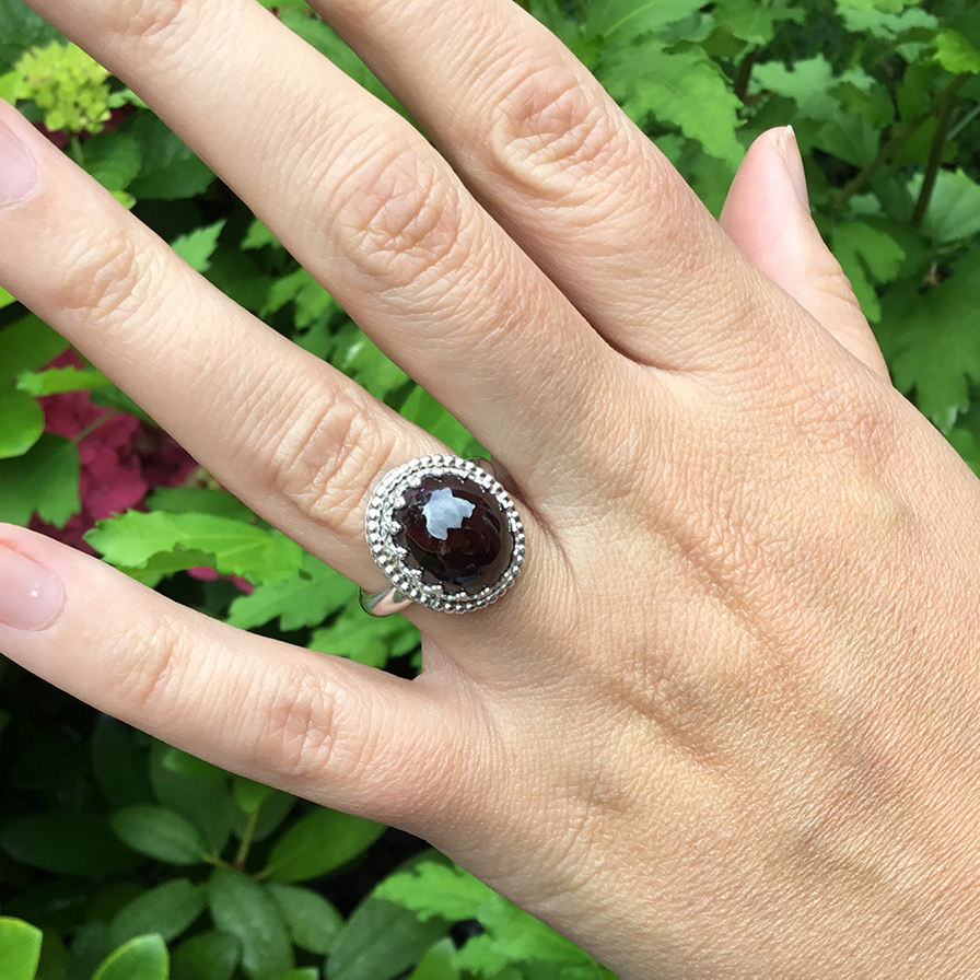 Star Garnet Dress Ring Neo-Vintage Style